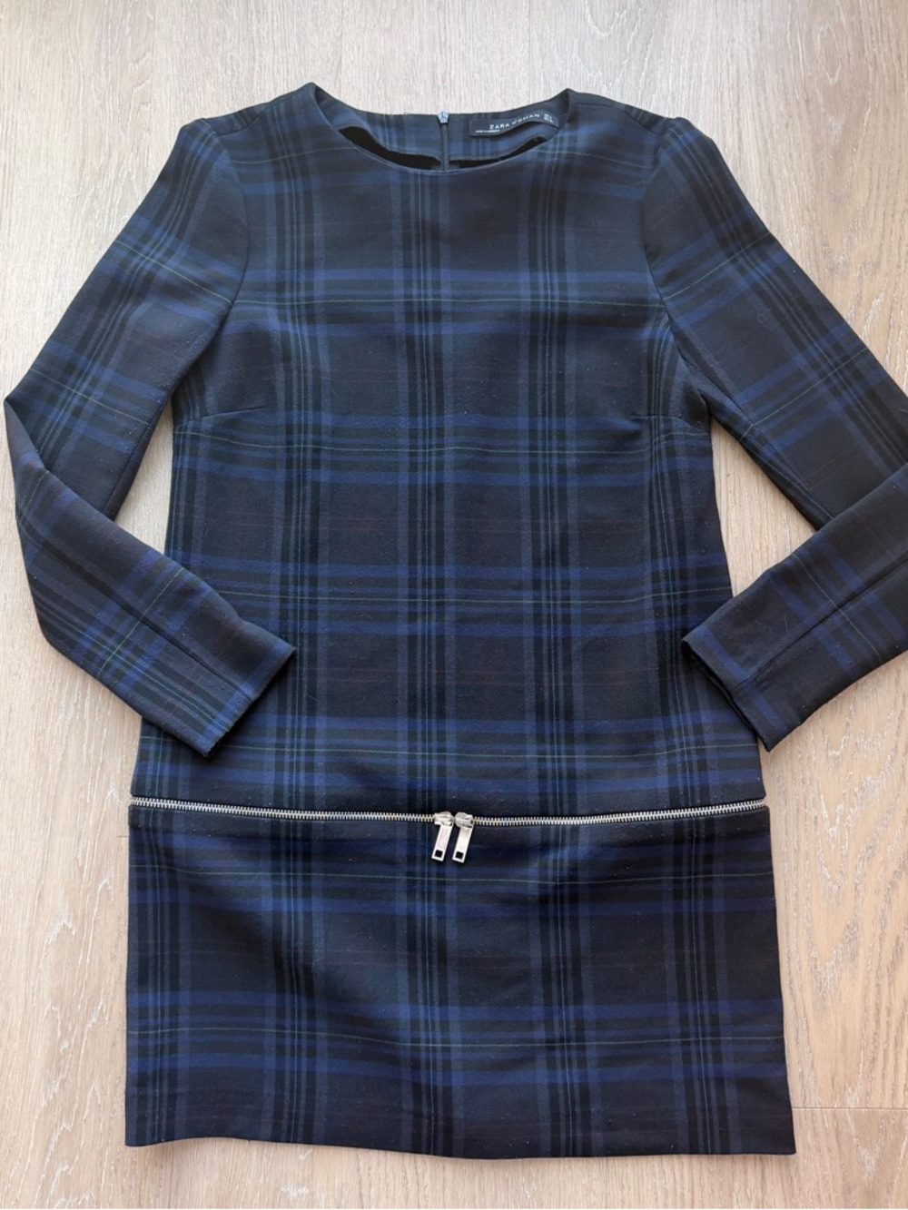 Zara plaid long sleeve dress